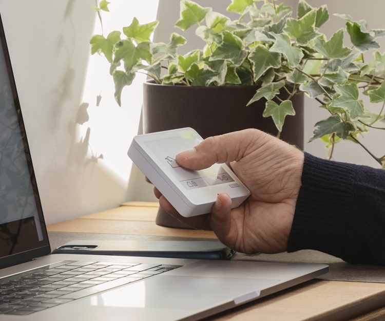 VELUX Touch - Fixing an issue